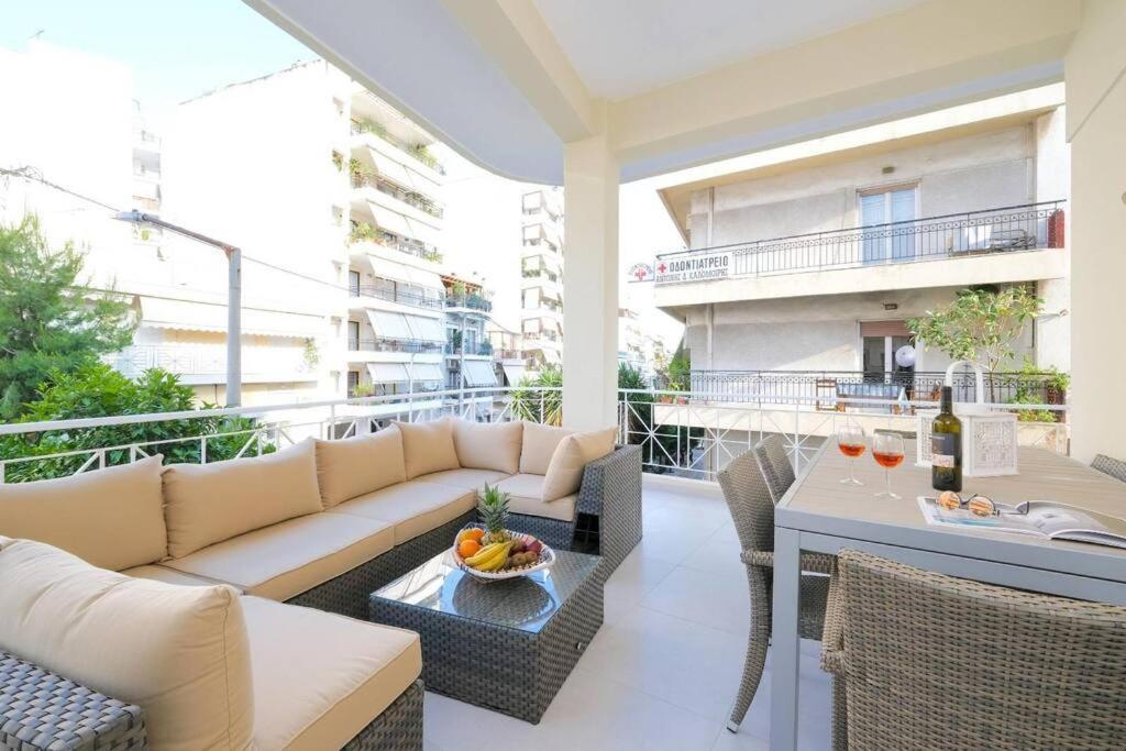 Hidden Gem On The Piraeus Coast Apartment Exterior photo